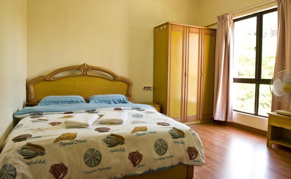 Nana Marina Court
