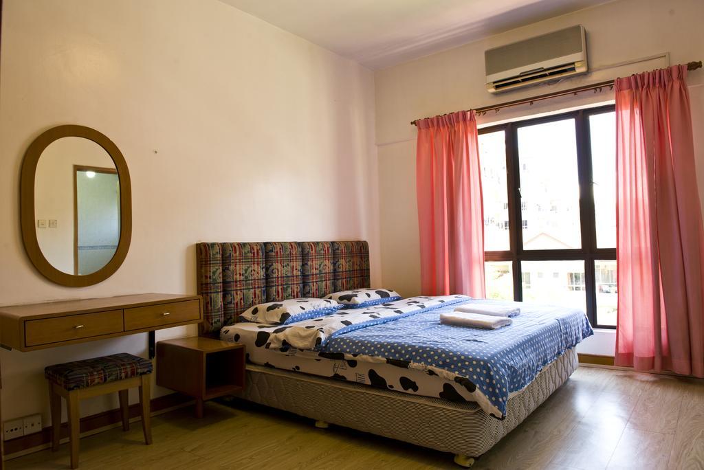 Apartment Nana Marina Court